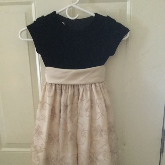Cinderella Other - EUC Girls Dressy Dress by Cinderella  size 5